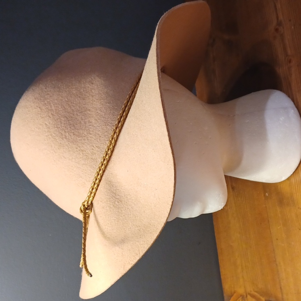 Gap Wool Hat - image 1